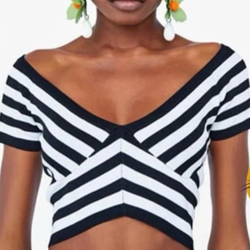 🖤ZARA BANDAGE CROP TOP🖤